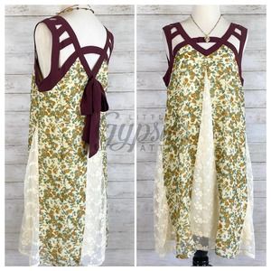 Ryu 70s Cage Flowers and Lace Midi Dress